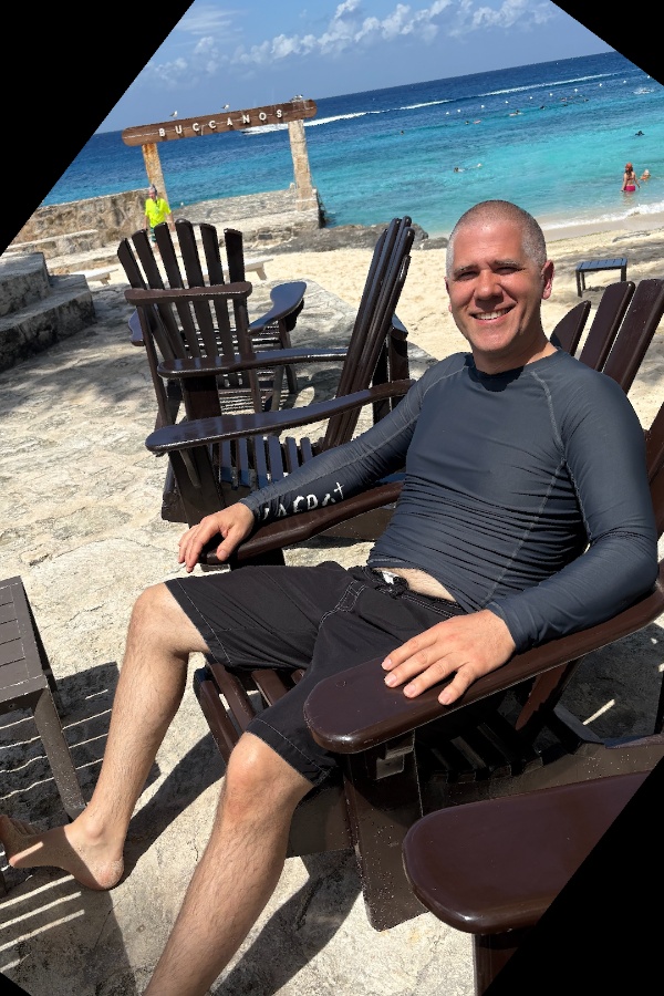 Cruise Brothers Travel Agent Hans Millan